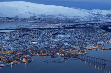 Studienreise_Hurtigruten_Tromso-von-oben